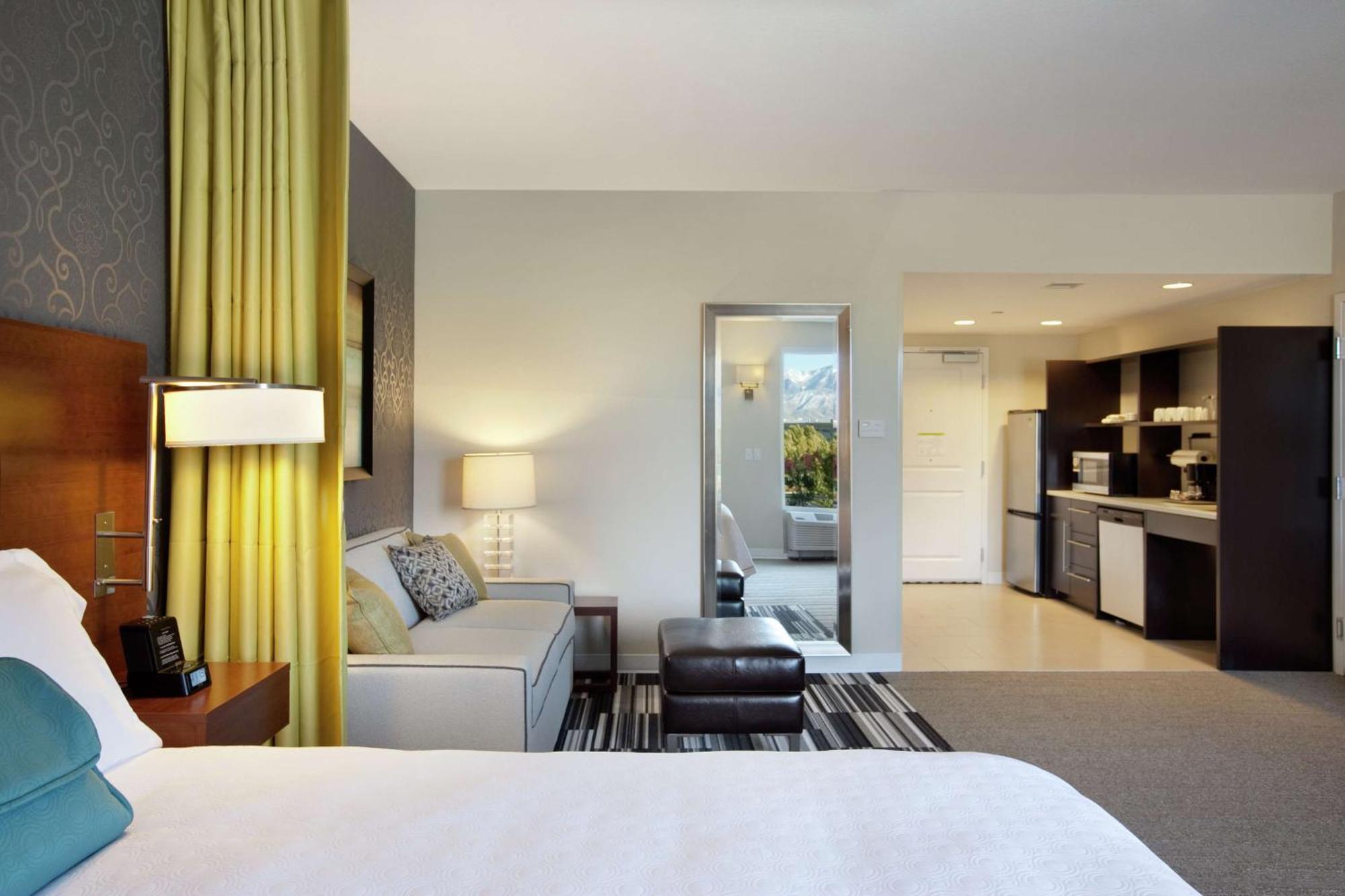 Home2 Suites By Hilton Уест Вали Сити Екстериор снимка